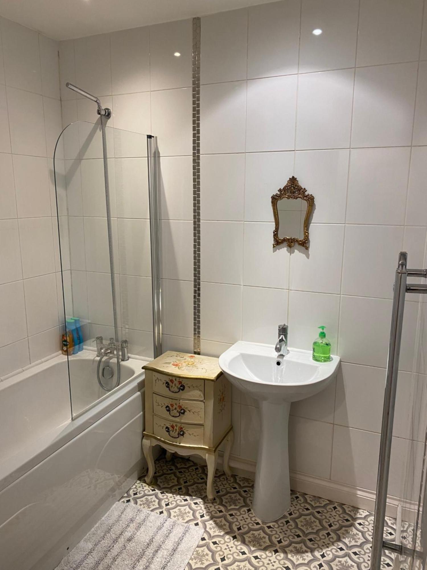 Quirky Town Centre With River Terrace Apartment Macclesfield