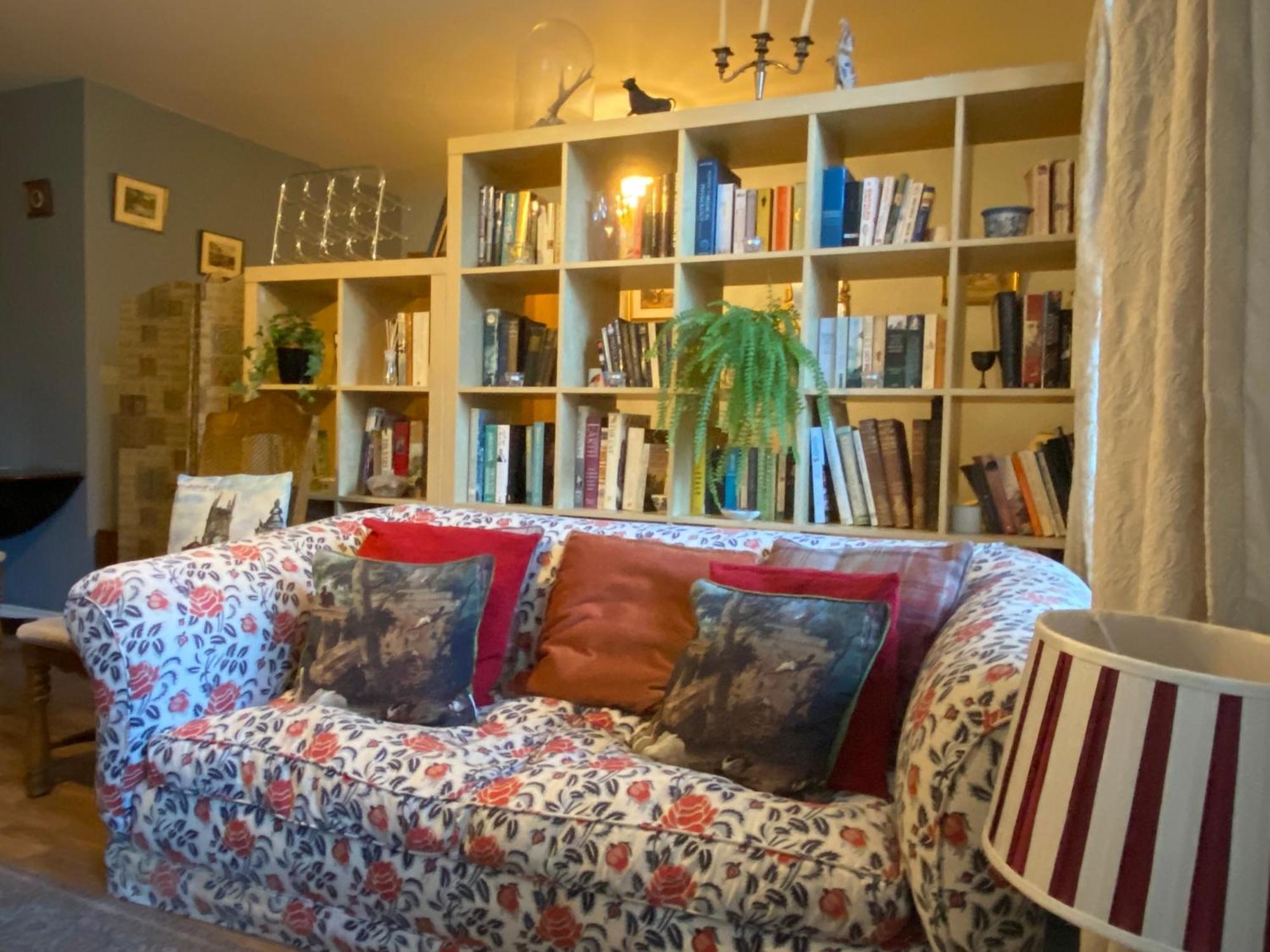 Apartment Quirky Town Centre With River Terrace Macclesfield